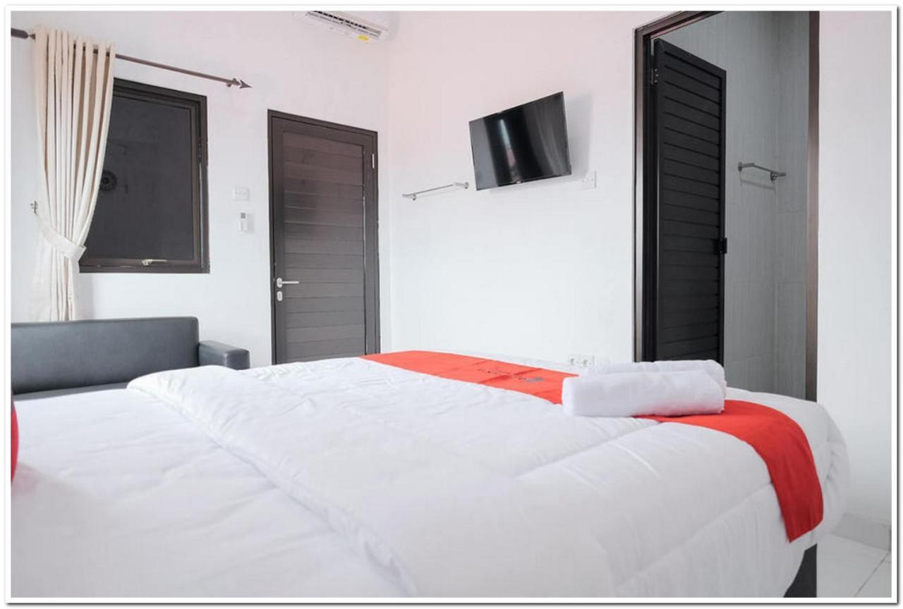 Reddoorz Near Kota Tua 2 Hotel Jakarta Ngoại thất bức ảnh