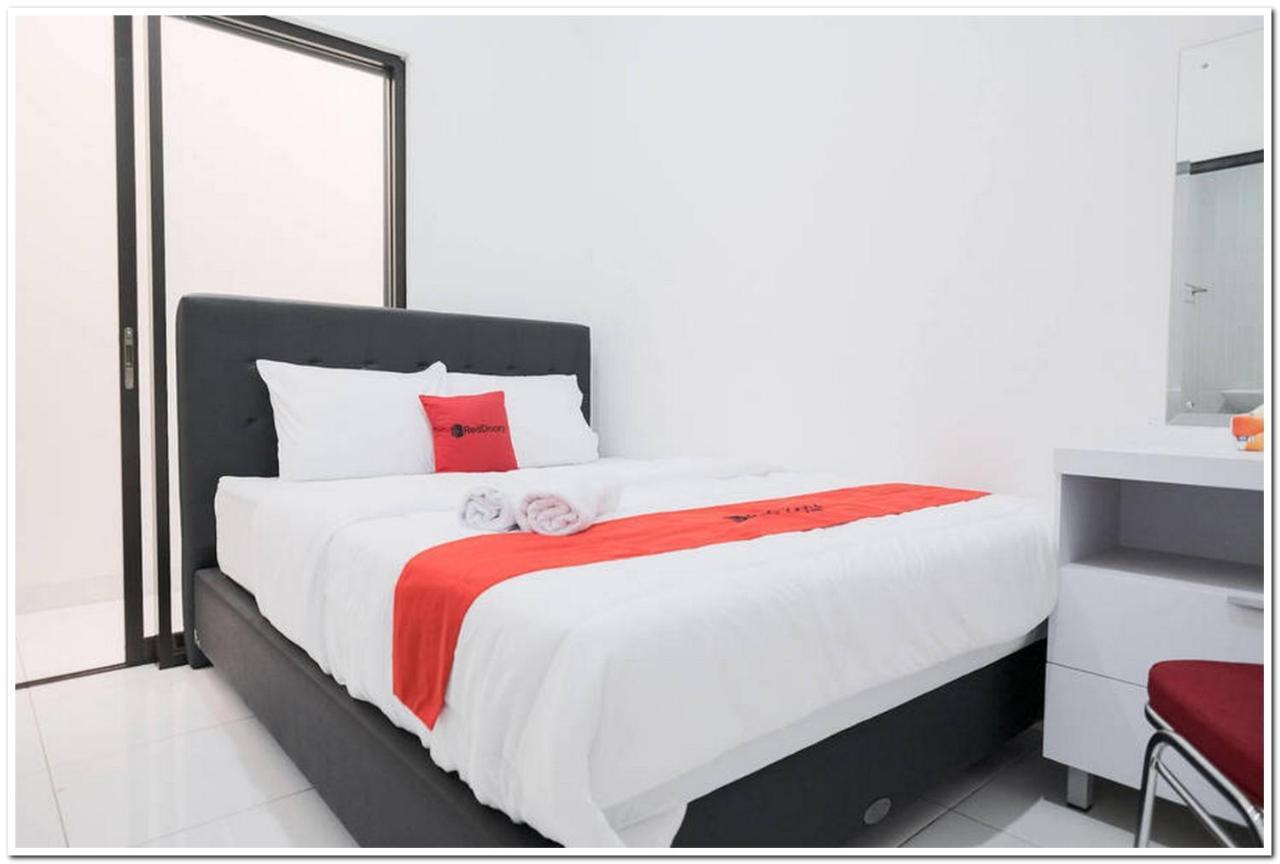 Reddoorz Near Kota Tua 2 Hotel Jakarta Ngoại thất bức ảnh